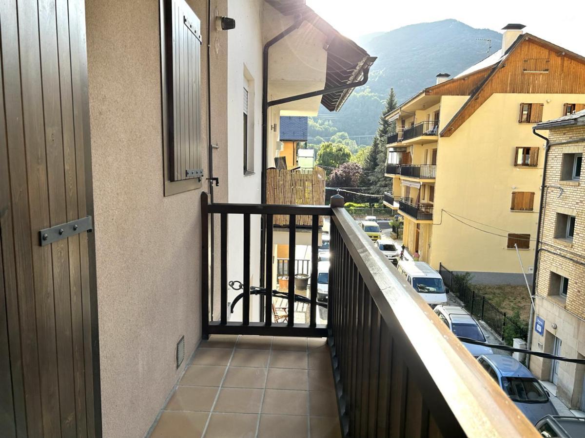 Apartament Encantador I Centric Amb Llar De Foc By Rural D'Aneu エステリ・ダネウ エクステリア 写真